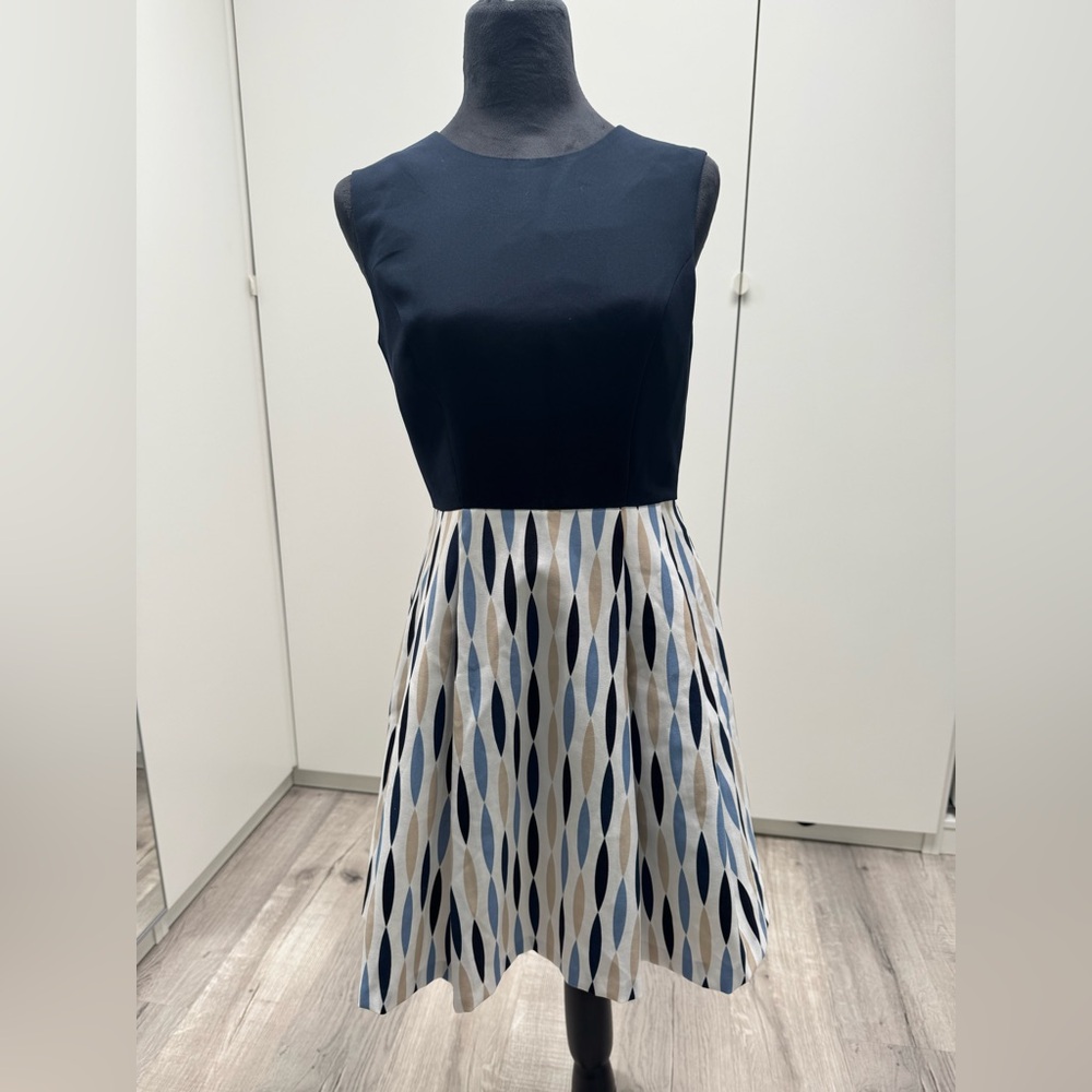 Korea Sleeveless Black and Patterned Dress XS US4